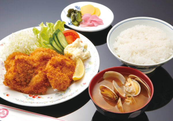 大あさりフライ定食 1,485円（税込）